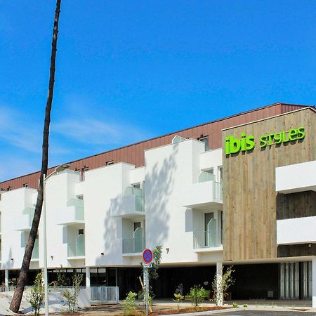 ไอบิส สไตล์ อาร์กาชง กูฌ็อง-เมสทราส Hotel ภายนอก รูปภาพ