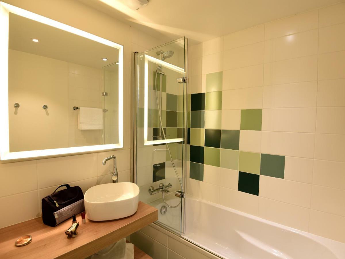 ไอบิส สไตล์ อาร์กาชง กูฌ็อง-เมสทราส Hotel ภายนอก รูปภาพ